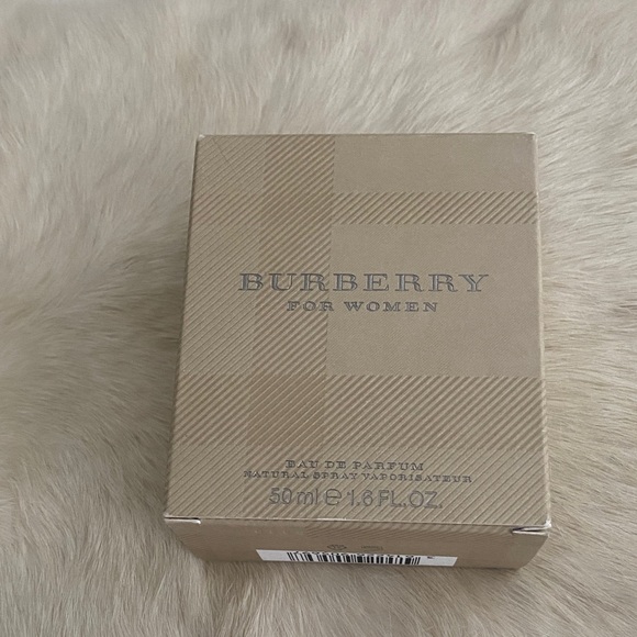 Burberry For Women Eau de Parfum - Elegant Tan 50 ml 1.6 FL OZ - Picture 2 of 6